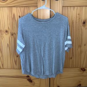 American Eagle short sleeve shirt